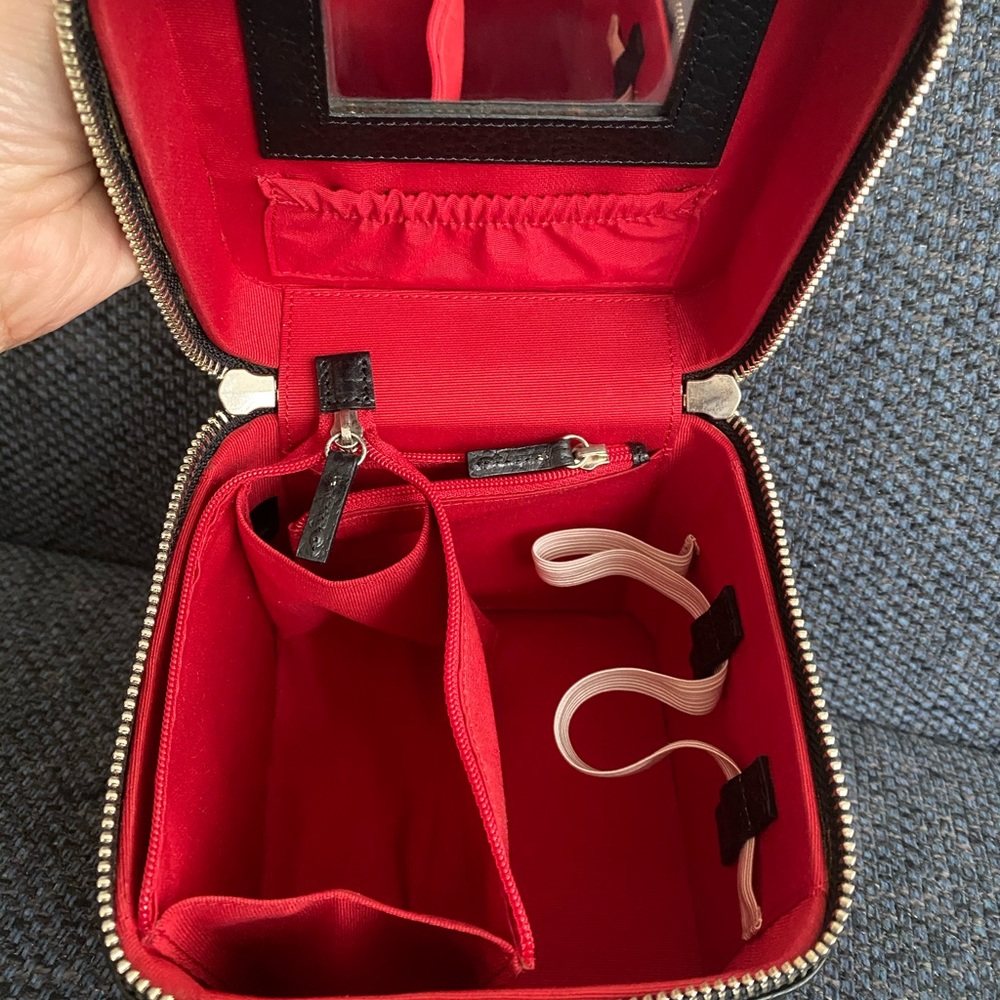 Make Up Bag - image 3